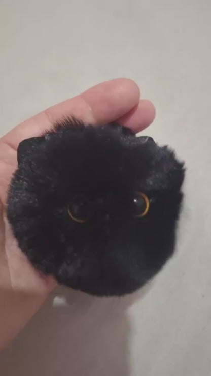 Chaveiro Gato Peludinho – Encanto Portátil e fofura na sua bolsa!